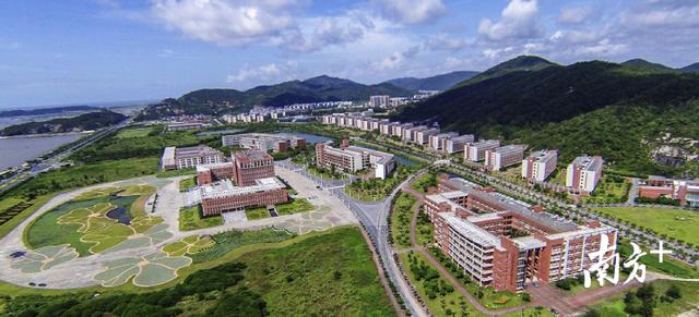 说明: 深大、南方医科大、吉珠周日到佛山宣讲,想报考的考生们看过来
