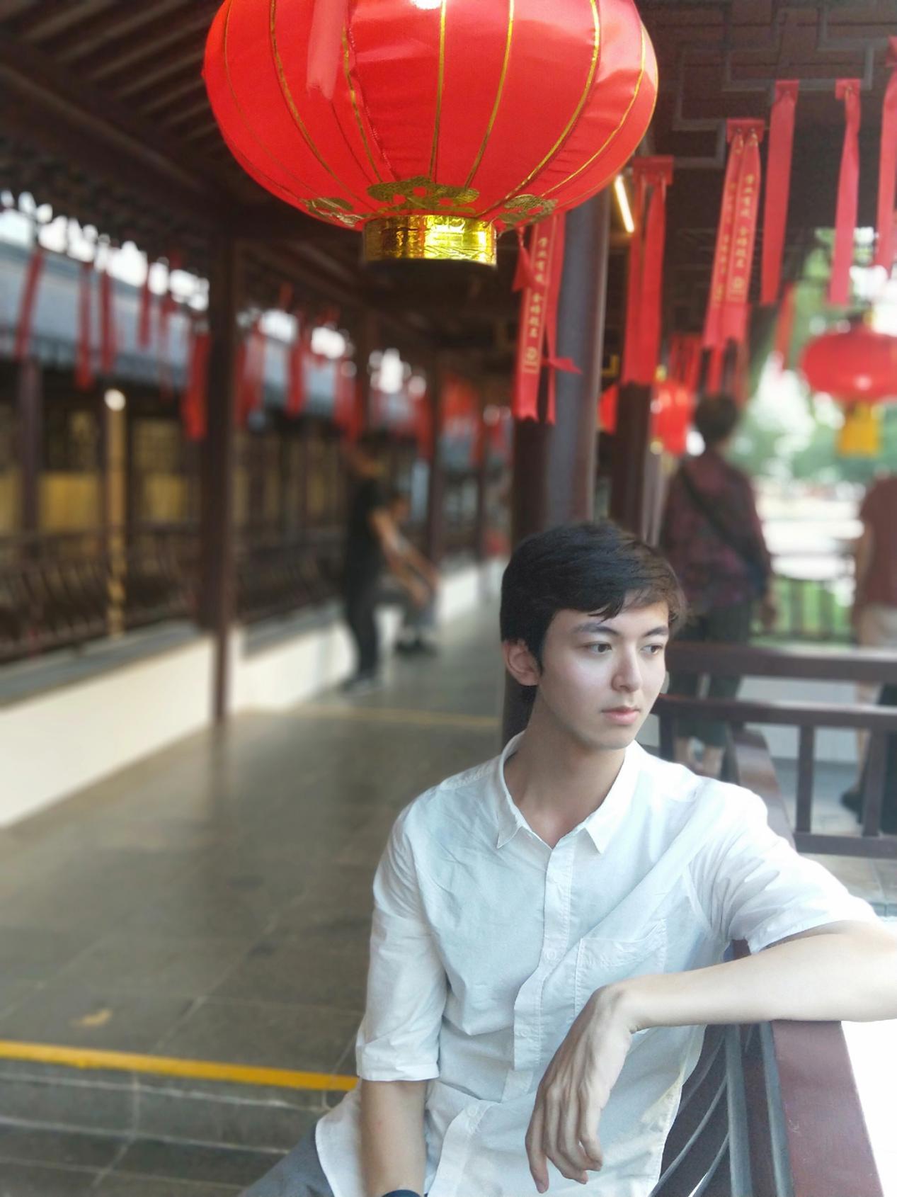 励志 第一临床医学院 秦恺文