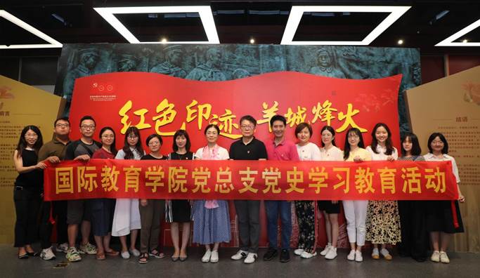 参观南汉二陵博物馆 参观南汉二陵博物馆