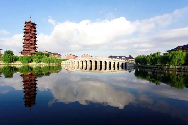 说明: 南方医科大学毕业生去哪儿了?71.8%留广东,月薪5380 元 说明: 南方医科大学毕业生去哪儿了?71.8%留广东,月薪5380 元