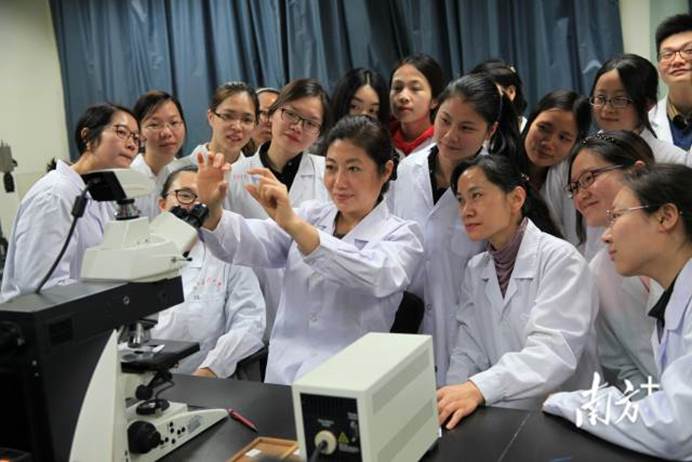南方医科大学师生。 南方医科大学师生。
